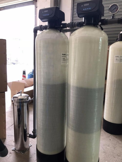 高效過濾水中雜質(zhì)反滲透凈水設備 0.5噸反滲透純凈水設備廠家直銷